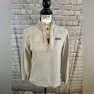 Vineyard Vines GRAY Women’s size MEDIUM pullover with a PGA Golf embroidery.